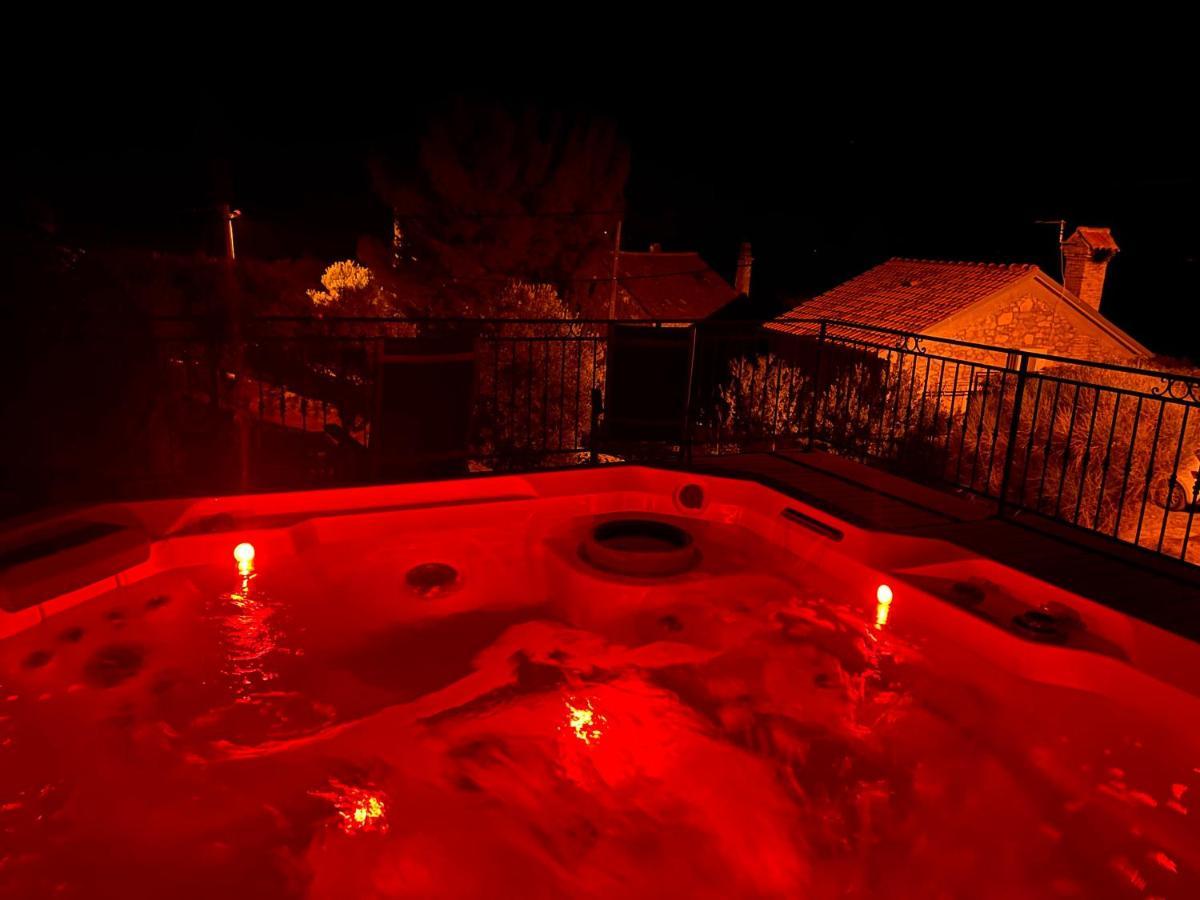 Podgora Experience Suite With Jacuzzi 네레자인 외부 사진